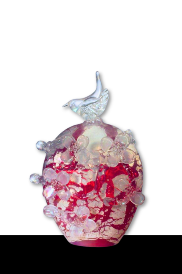 Richard Jolley Iridescent_Crystal_Wren_with_Dogwoods_Red_with_Silver_Leaf